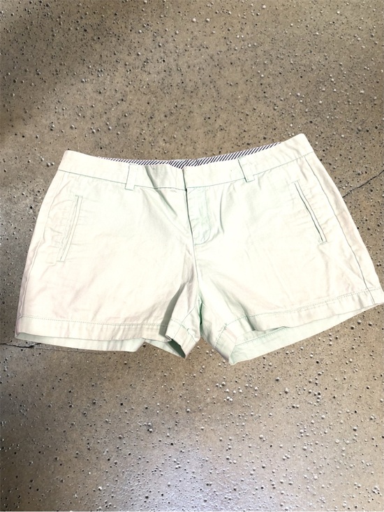 jcpenney Pants - jcpenney Light Mint Green Chino Bermuda Shorts with pockets size 10